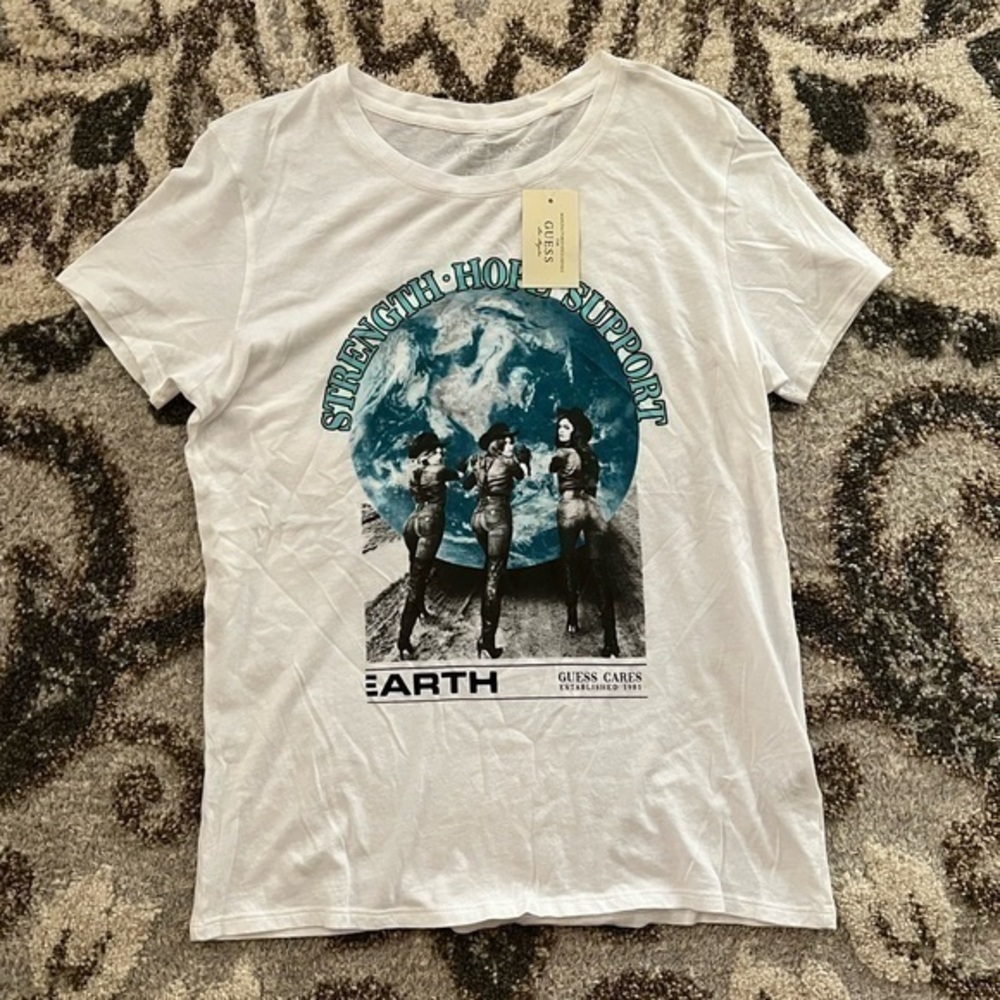 Guess t-shirt sz S